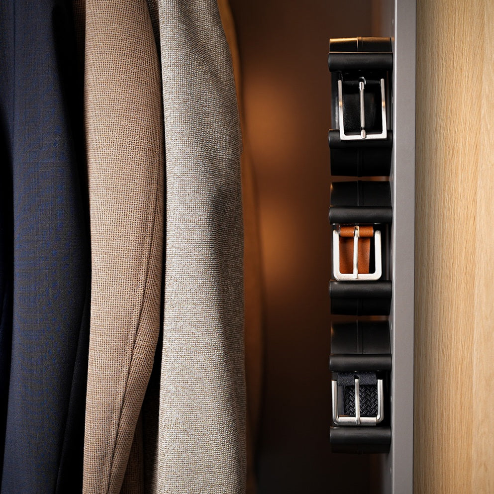 Kleiderschrank Organizer ease-c für Gürtel und Accessoires – stilvolle Aufbewahrungslösung für mehr Ordnung