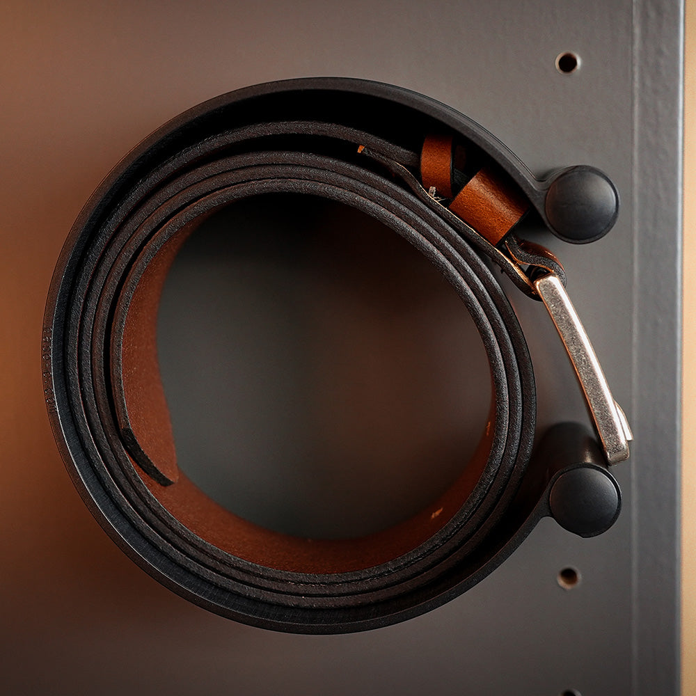 Kleiderschrank Organizer ease-c für Gürtel und Accessoires – stilvolle Aufbewahrungslösung für mehr Ordnung